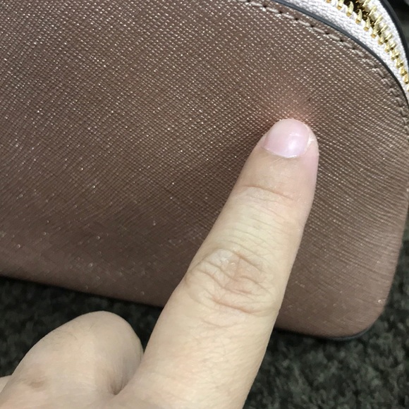 Michael Kors Pouch - Picture 15 of 16